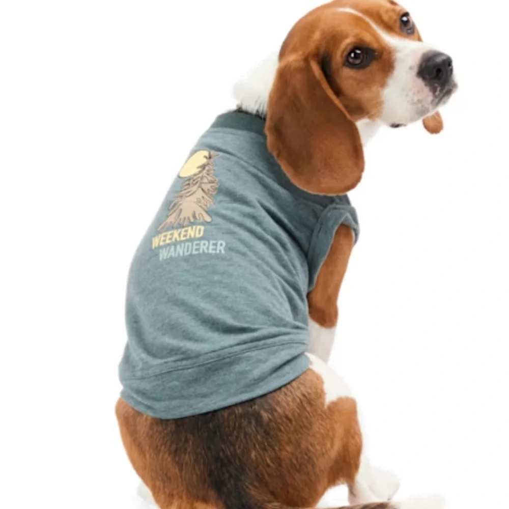NEW Weekend Wanderer Dog tee shirt XS